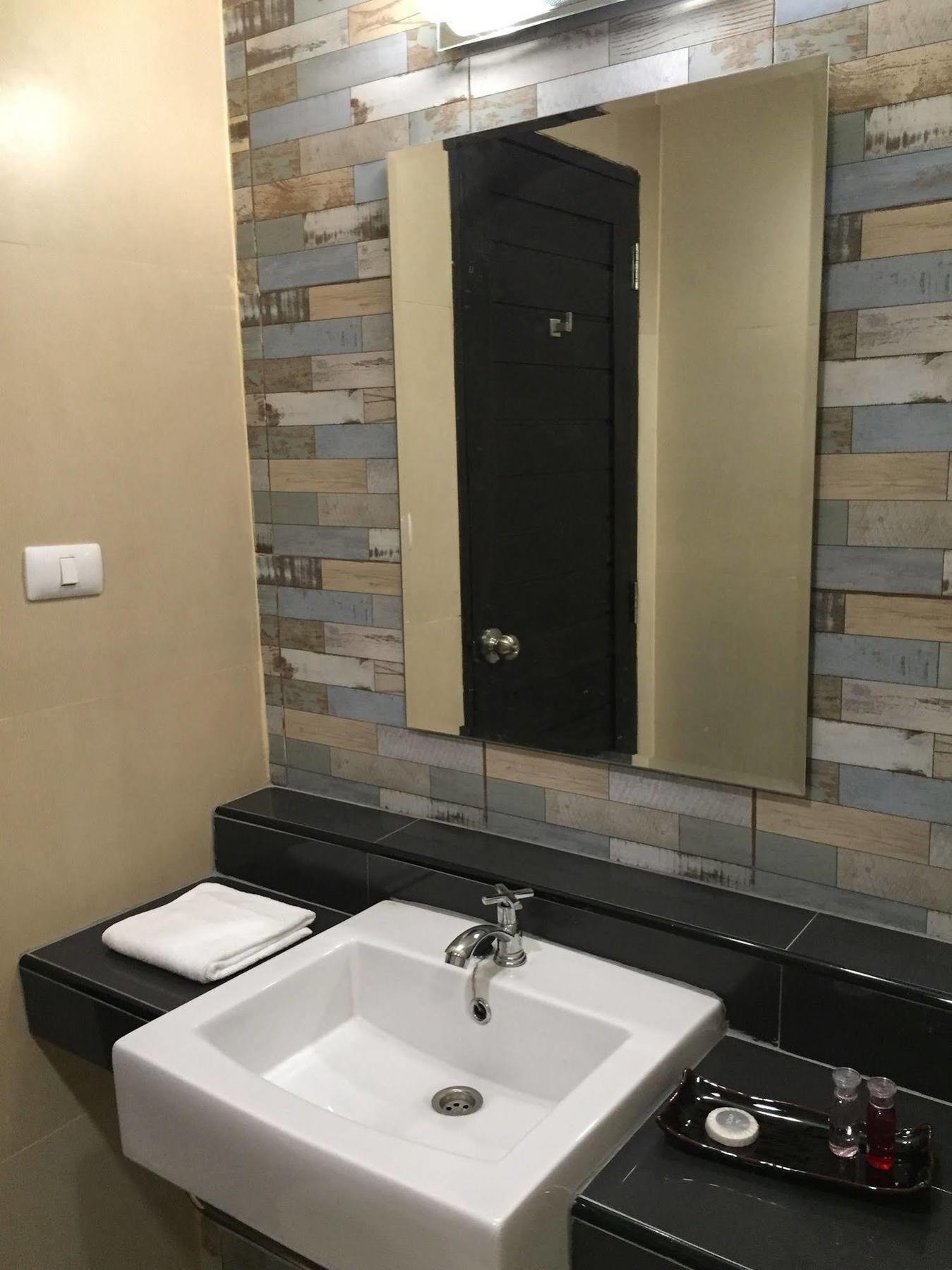 Serene Hotel Kanchanaburi